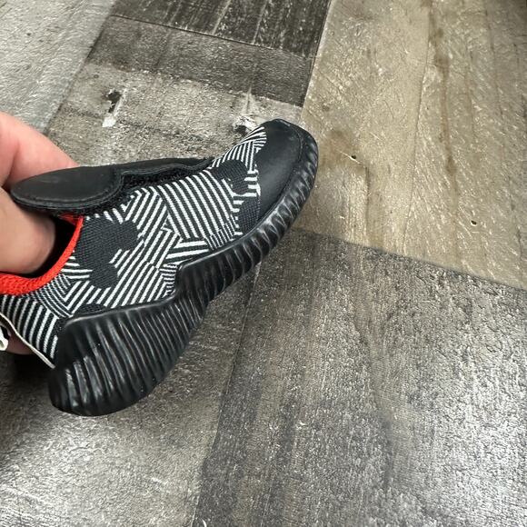 Adidas Disney Mickey Mouse Black White Red D96916 Toddler Kids Sz 5K 5C - Picture 4 of 16